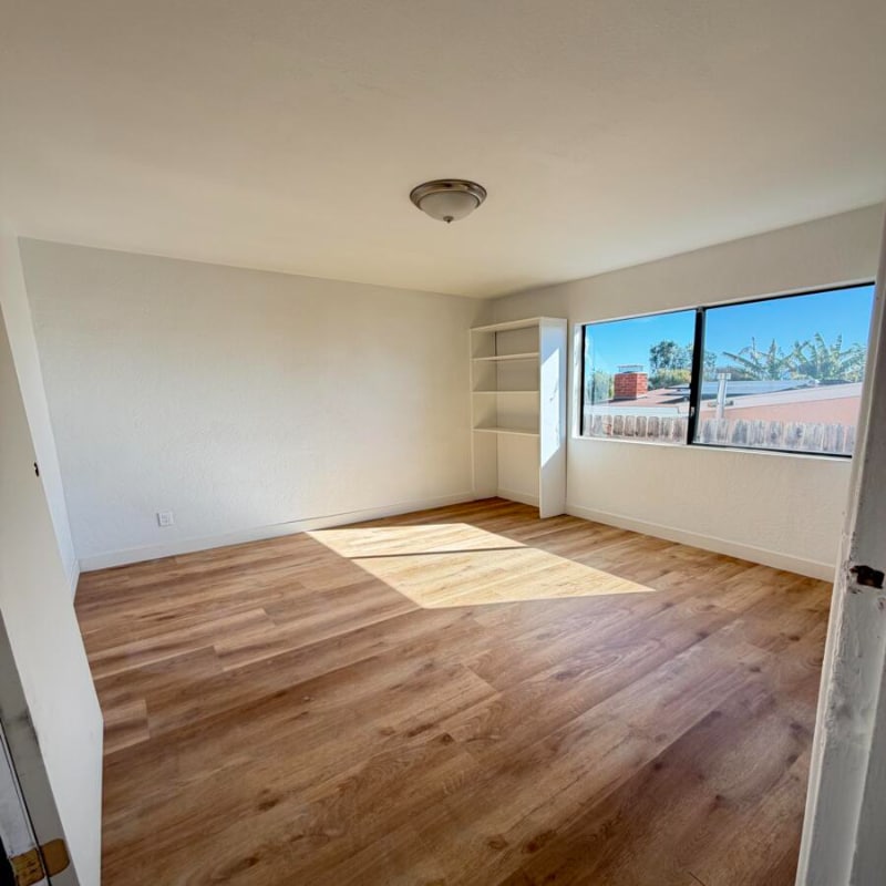 Building Photo - 3635 Nassau Dr