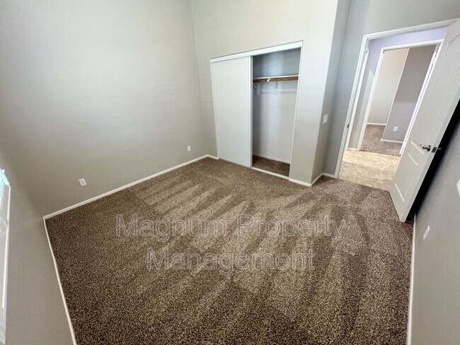 Building Photo - 34629 Sagebrush Ln