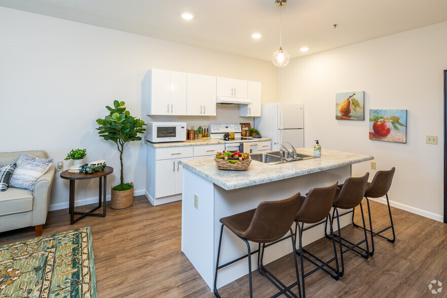 The Audrey - 1BD, 1BA - 622SF - Kitchen B - Homestead Village