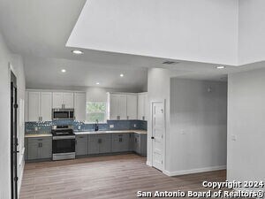 Building Photo - 652 Apollo Dr