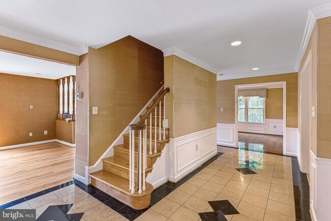 Building Photo - 7416 Royal Dominion Dr