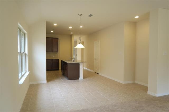 Building Photo - 812 Kinghaven Dr
