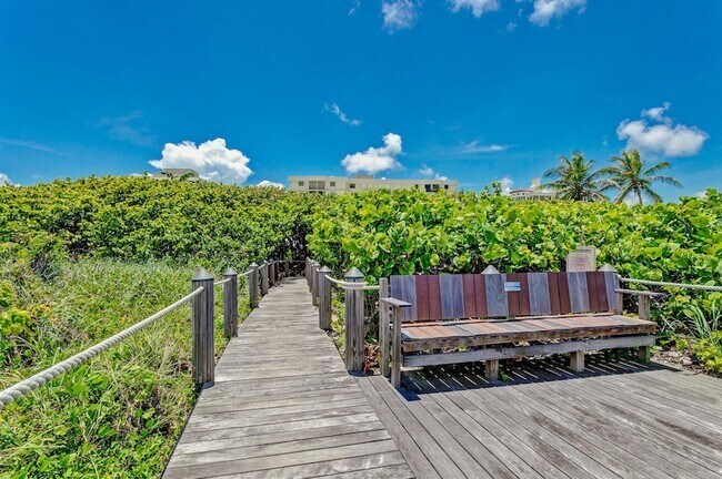 Building Photo - 145 S Ocean Ave