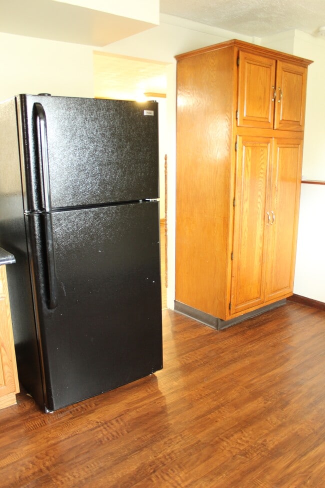 Building Photo - 3301 Scottwood Rd