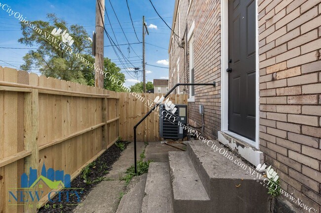 Building Photo - 20-24 S. Princeton Ave, Columbus, Ohio 43222