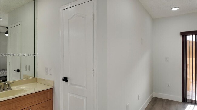 Building Photo - 11570 SW 144th Path