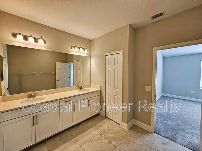 Building Photo - 30219 Southwell Ln