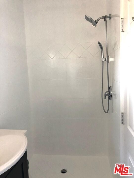 Building Photo - 6047 1/2 Bellingham Ave