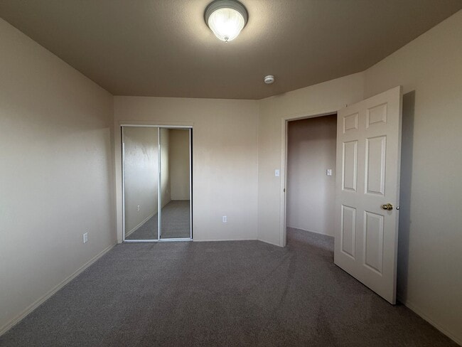 Building Photo - Mediterranean Village Condo