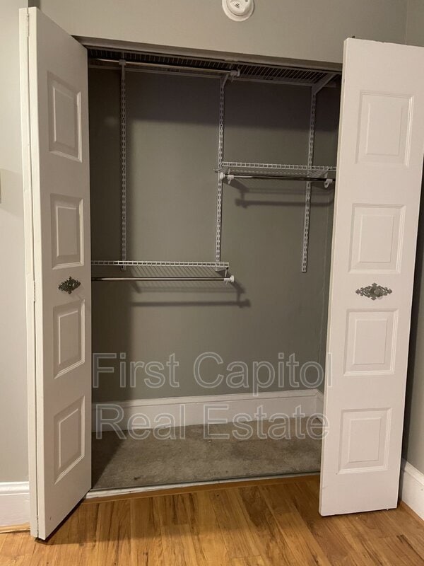 Building Photo - 145 S Beaver St