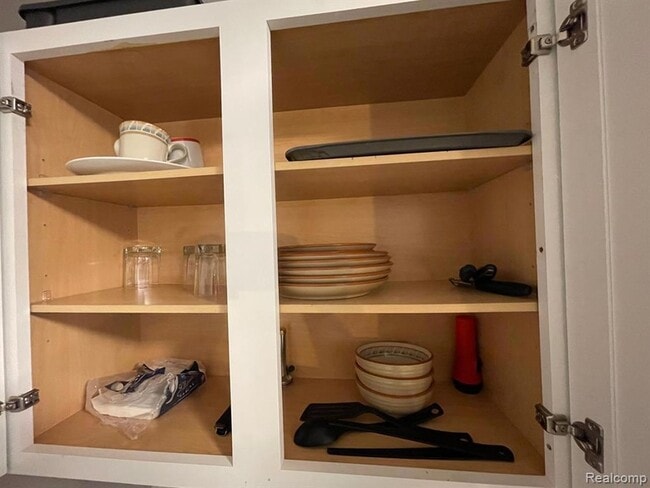 Building Photo - 6102 Harrison St