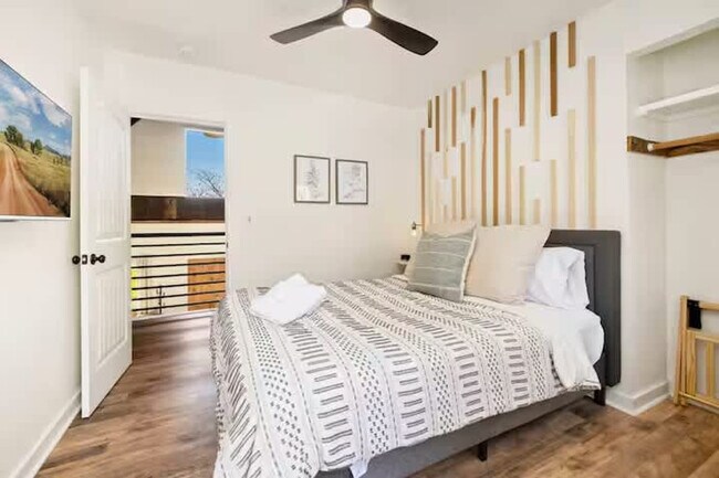 Building Photo - 8442 E McNelly Rd