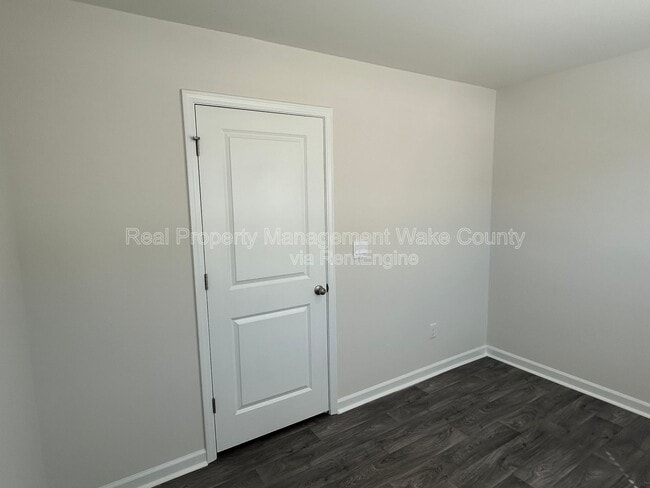 Building Photo - 8539 Beckett Chase Wy