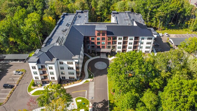 Building Photo - 65 Jolley Dr