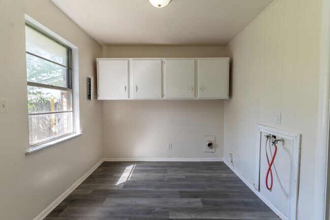 Building Photo - Oklahoma City Rent to Own!