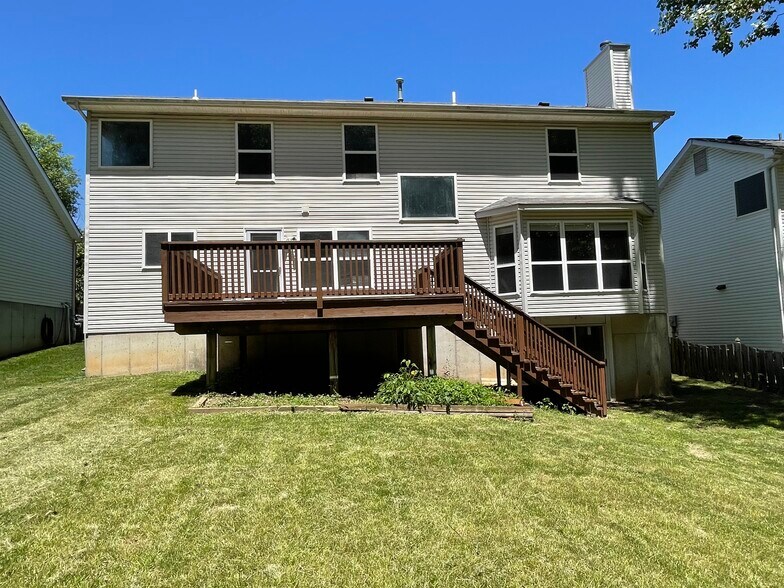 Building Photo - 636 Canary Estates Dr