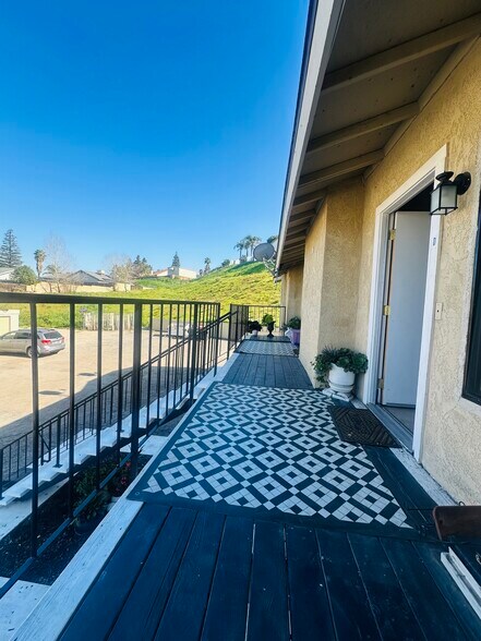 Building Photo - 6005 Hill Dale Ct