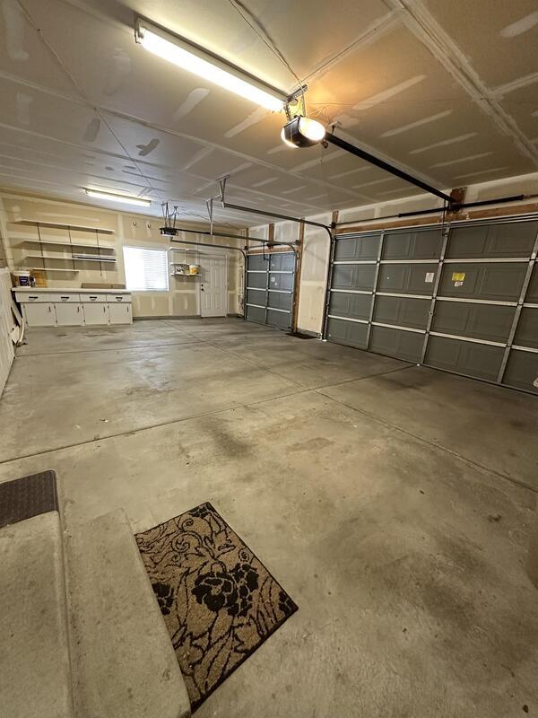 Building Photo - 113 Manilla Dr