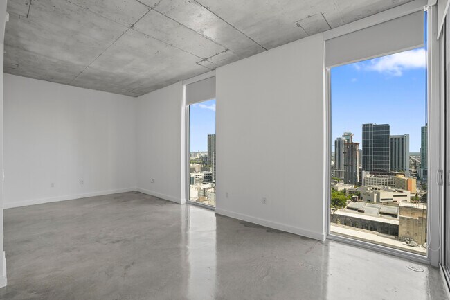 Building Photo - 151 SE 1st St