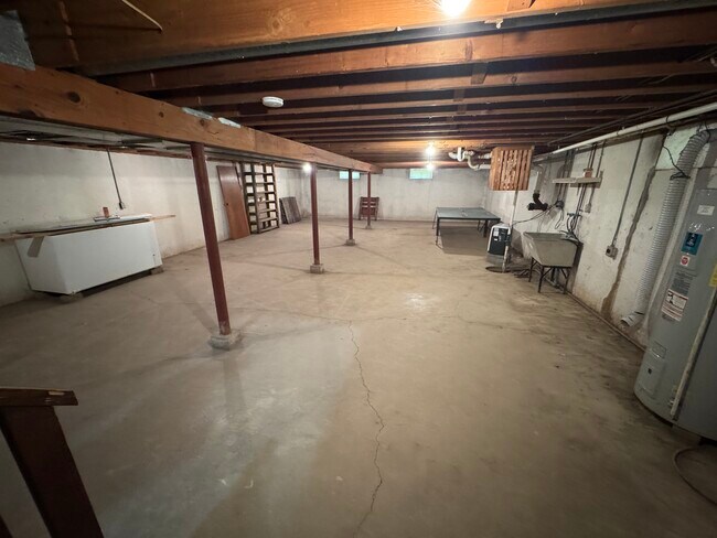 Building Photo - 5200 Winterhill Ct