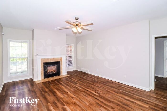 Building Photo - 8570 Griffin Park Dr