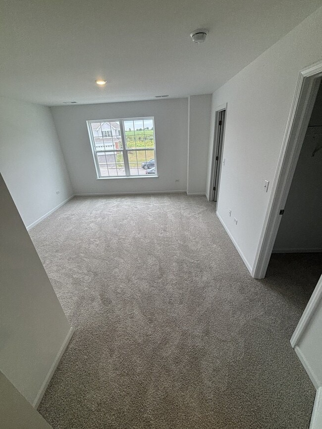 Building Photo - 7707 Nightshade Ln