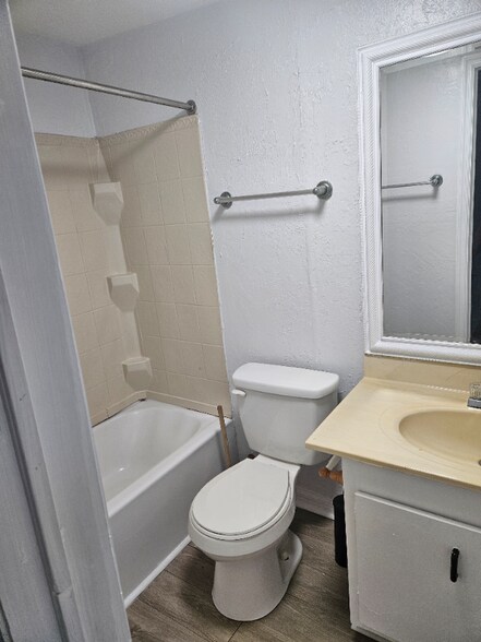 Building Photo - 785 Canaveral Groves Blvd