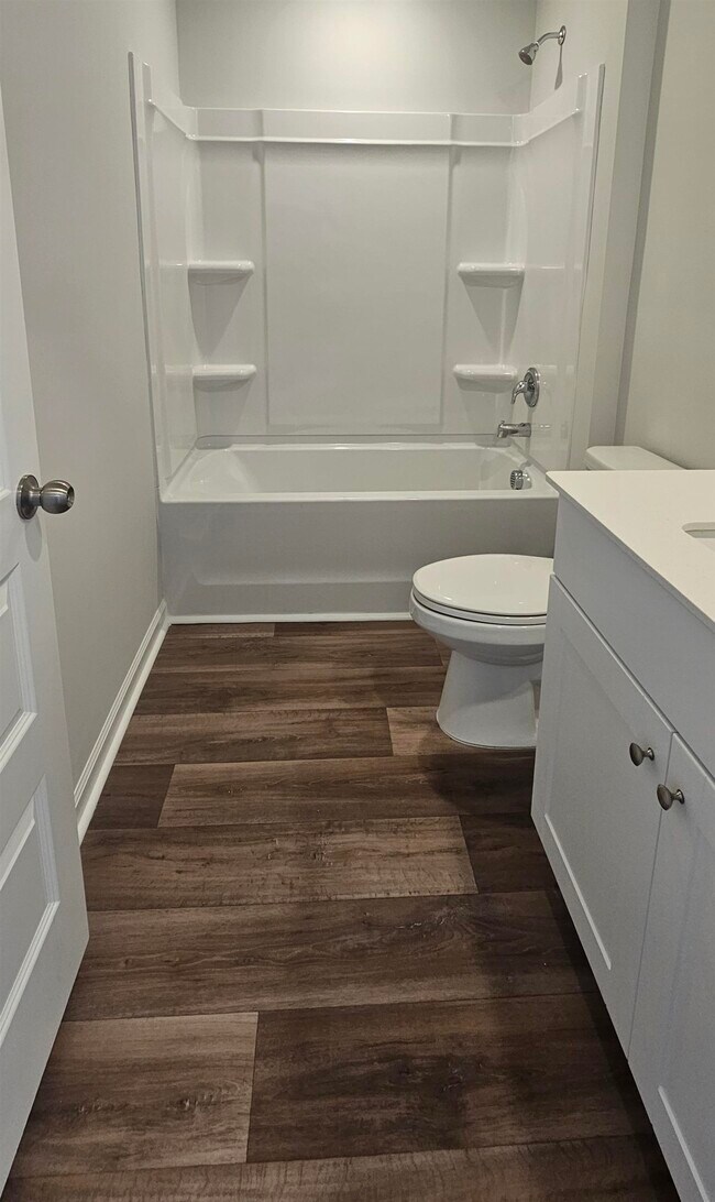 Building Photo - 337 Sweet Vernal St