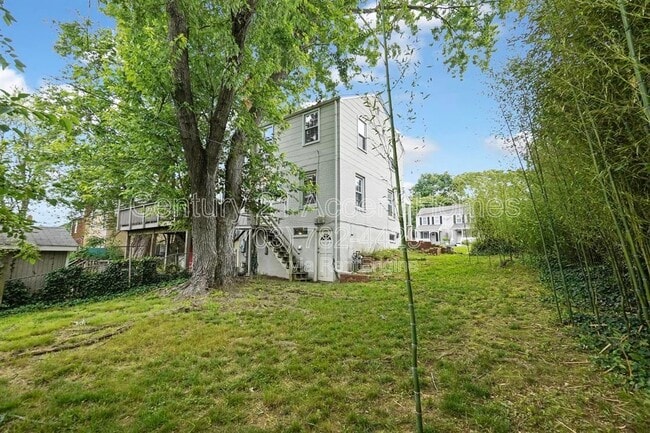 Building Photo - 2707 Jefferson Dr