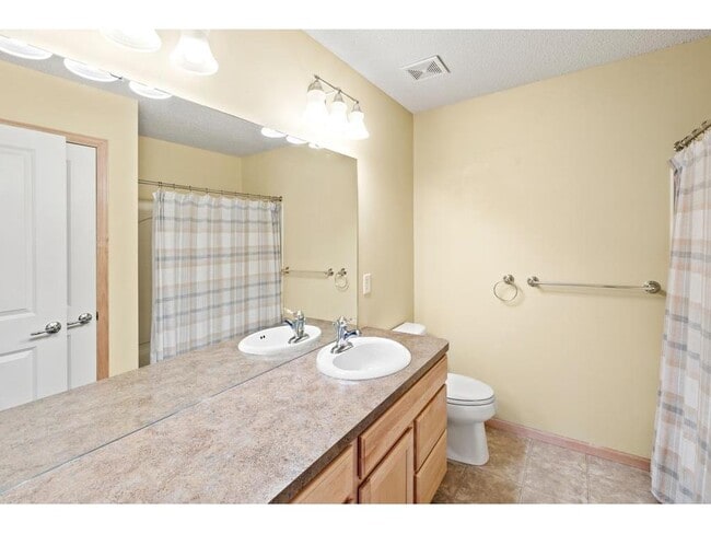 Building Photo - 899 Ledgestone Dr