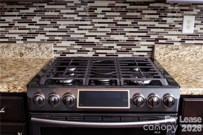 Building Photo - 10604 Quarrier Dr