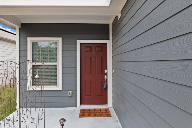 Building Photo - 7116 Spirit Hill Rd