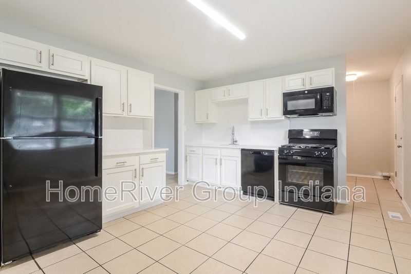 Building Photo - 4332 Exmoor Ct