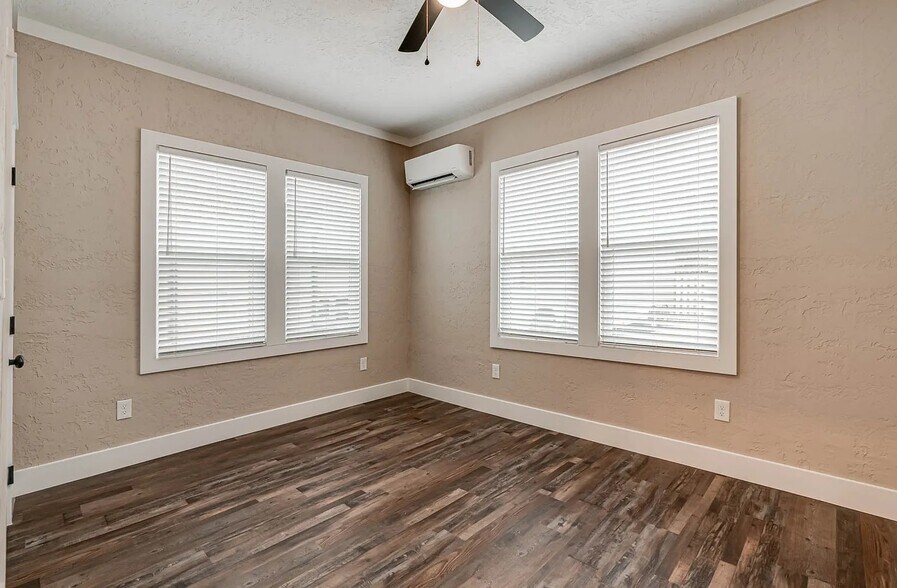 Bedroom - 316 W Cypress St