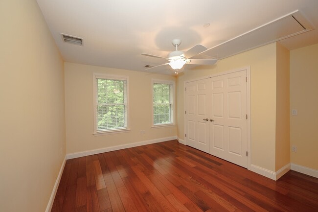Building Photo - 34 Caramel Dr