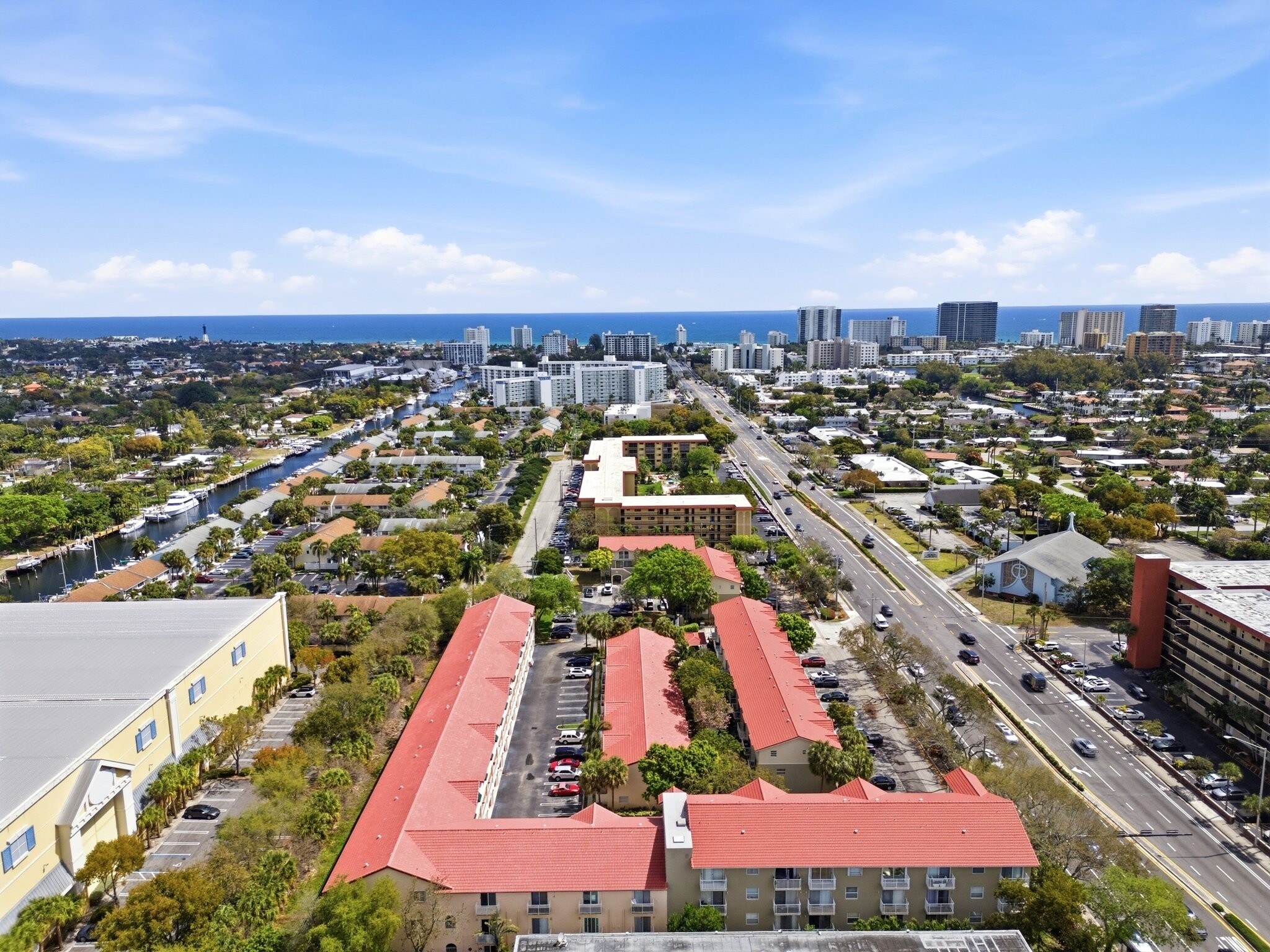 Building Photo - 2445 NE 14th Street Causeway