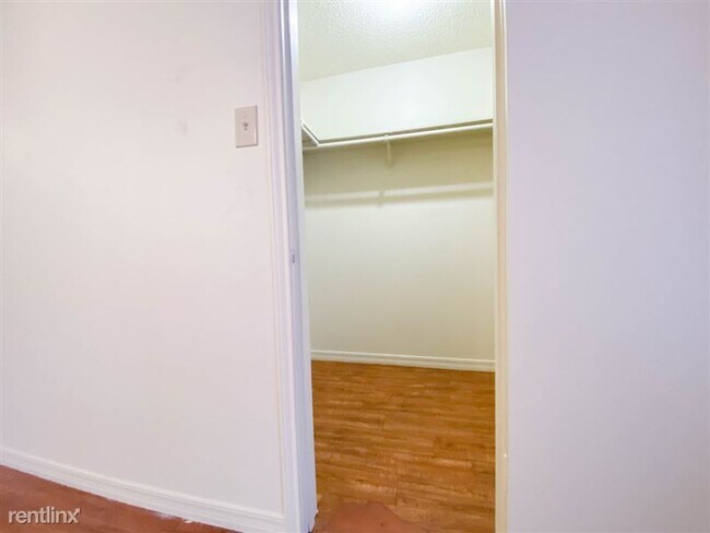 Building Photo - 109 Hughson Ct
