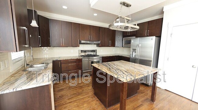 Building Photo - 4012 Forgotten Pond Ave