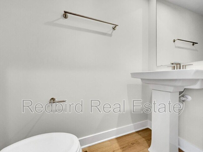 Building Photo - 1089 Mountain Vw Dr