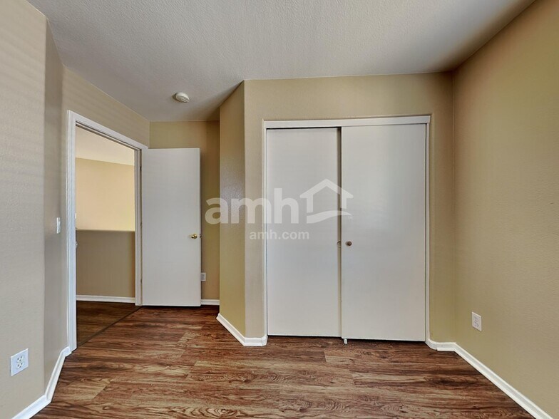 Building Photo - 6222 W Southgate St