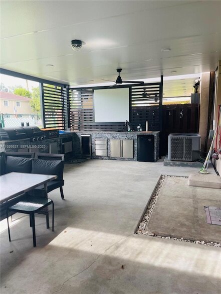 Building Photo - 27312 SW 138th Path