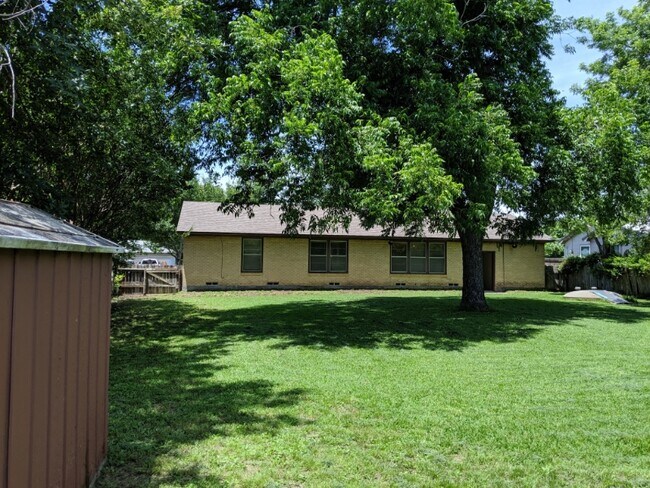 Building Photo - 1308 Fair Ave