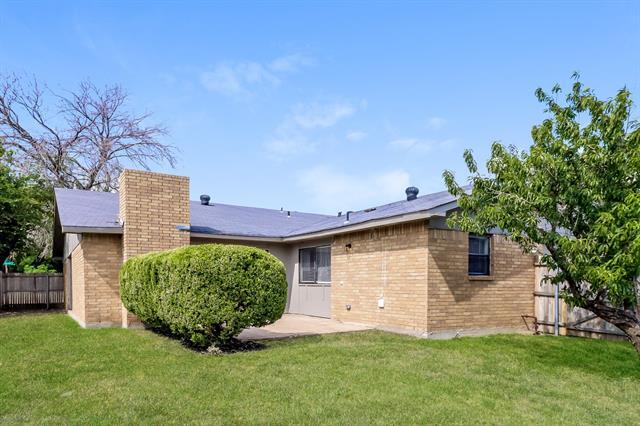 Building Photo - 7254 Cloverglen Dr