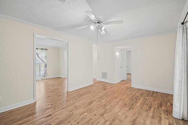 Building Photo - 4921 Heritage Trace Ct