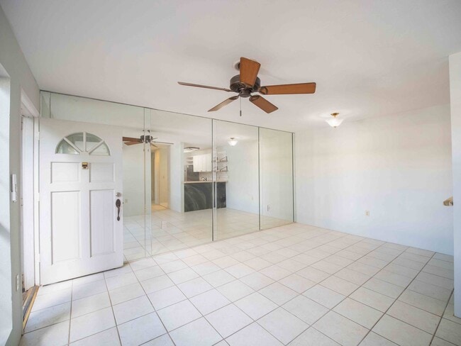 Building Photo - Keonekai Villages 2 Bedroom, 1 Bathroom Co...