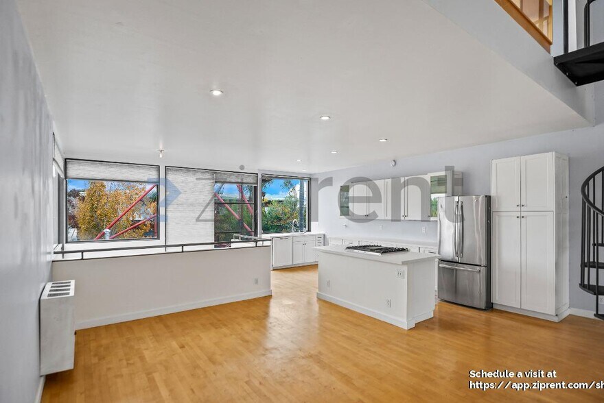 Primary Photo - 3016 Filbert St