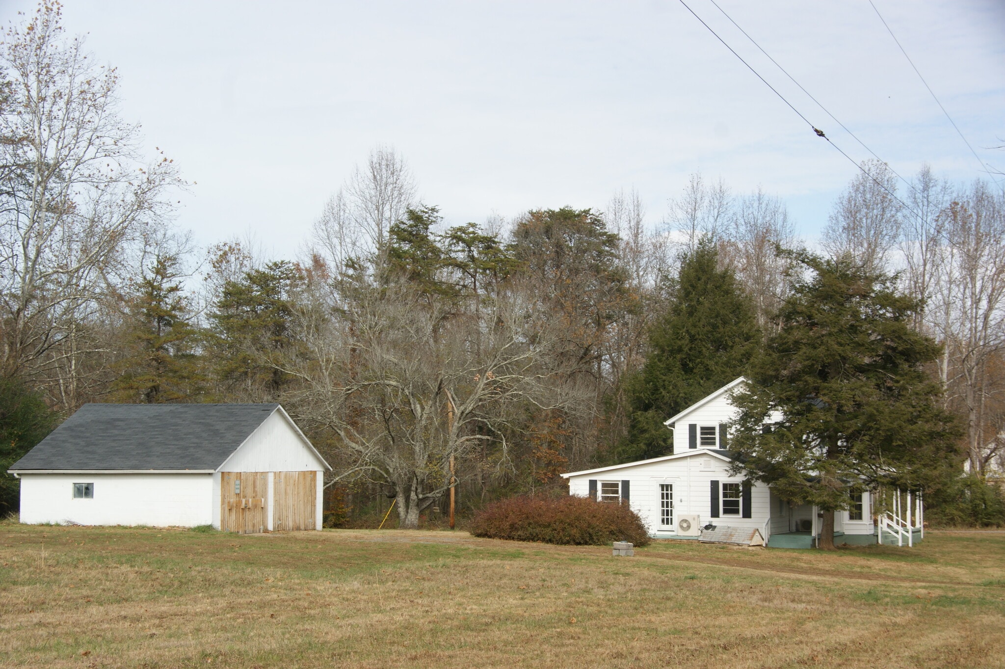 Building Photo - 5294 Alberene Rd