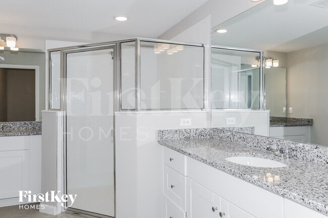 Building Photo - 437 Earhart Dr