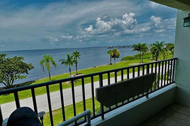 Building Photo - 1500 Park Beach Cir
