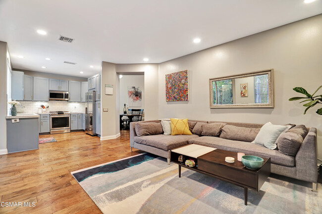 Building Photo - 334 Anzio Way